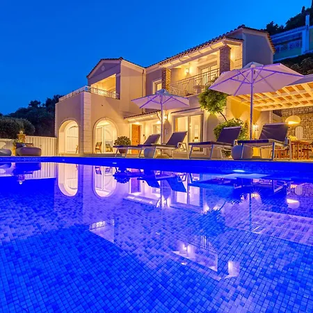 Agios Stefanos Bay - Dimitris * アギオス・ステファノス